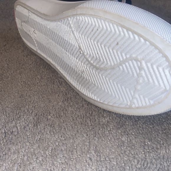 “CAPTAIN AMERICA” shoes from MARVEL with XL spandex long sleeve shirt - Picture 11 of 11